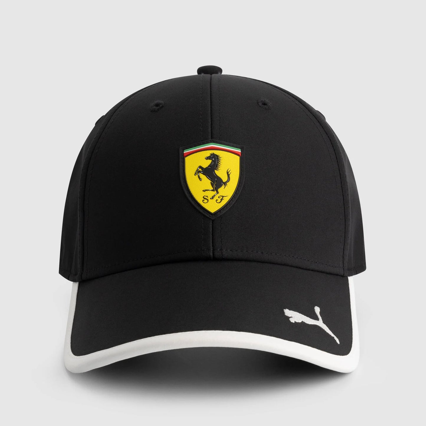 Gorra Clásica Ferrari Negra 2025