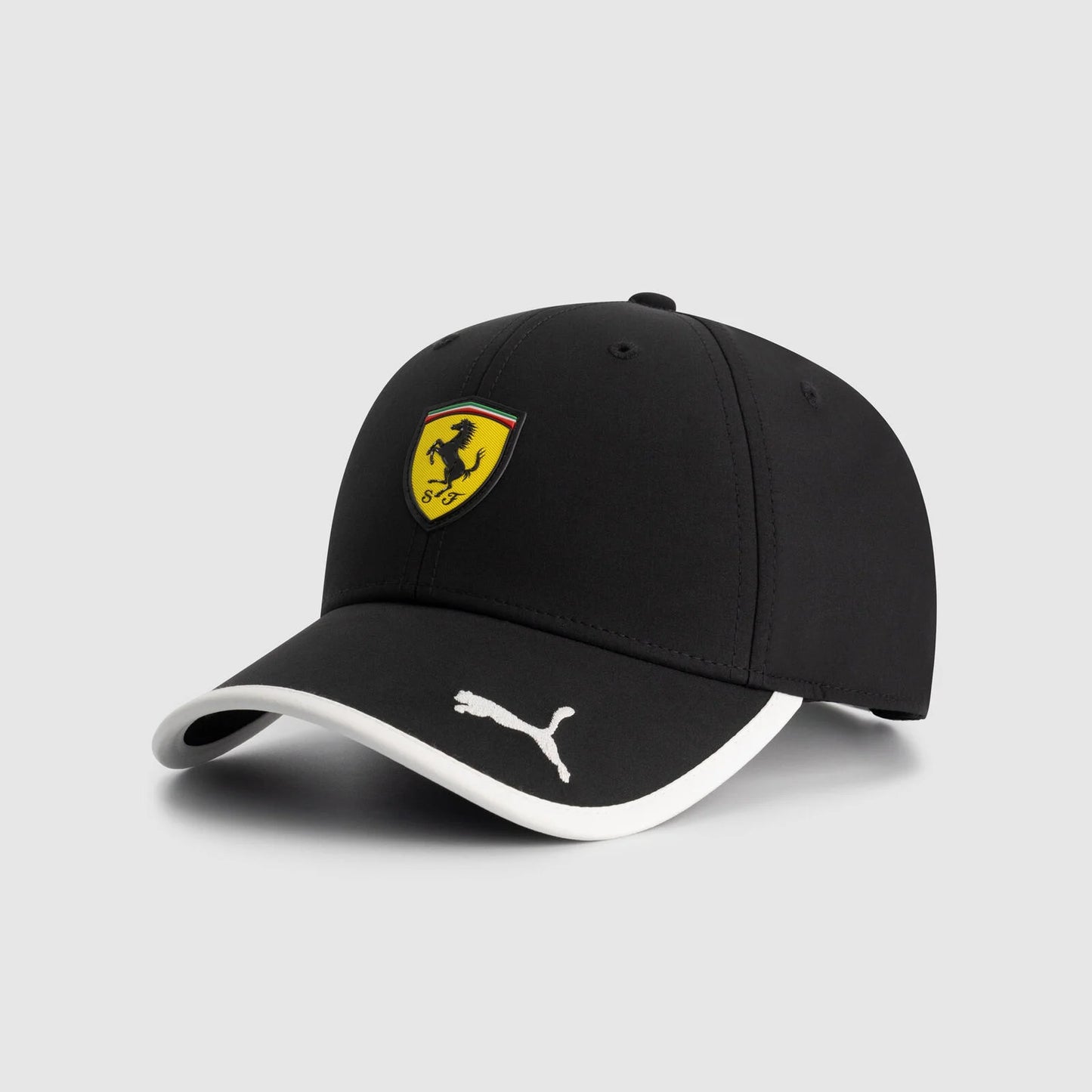 Gorra Clásica Ferrari Negra 2025